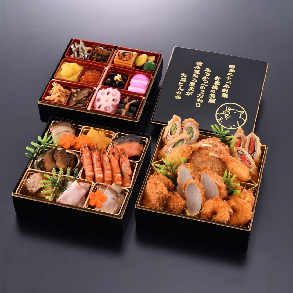 【おせち】矢場とん 勝つおせち三段重 [冷凍] ３－４人前 商品サムネイル