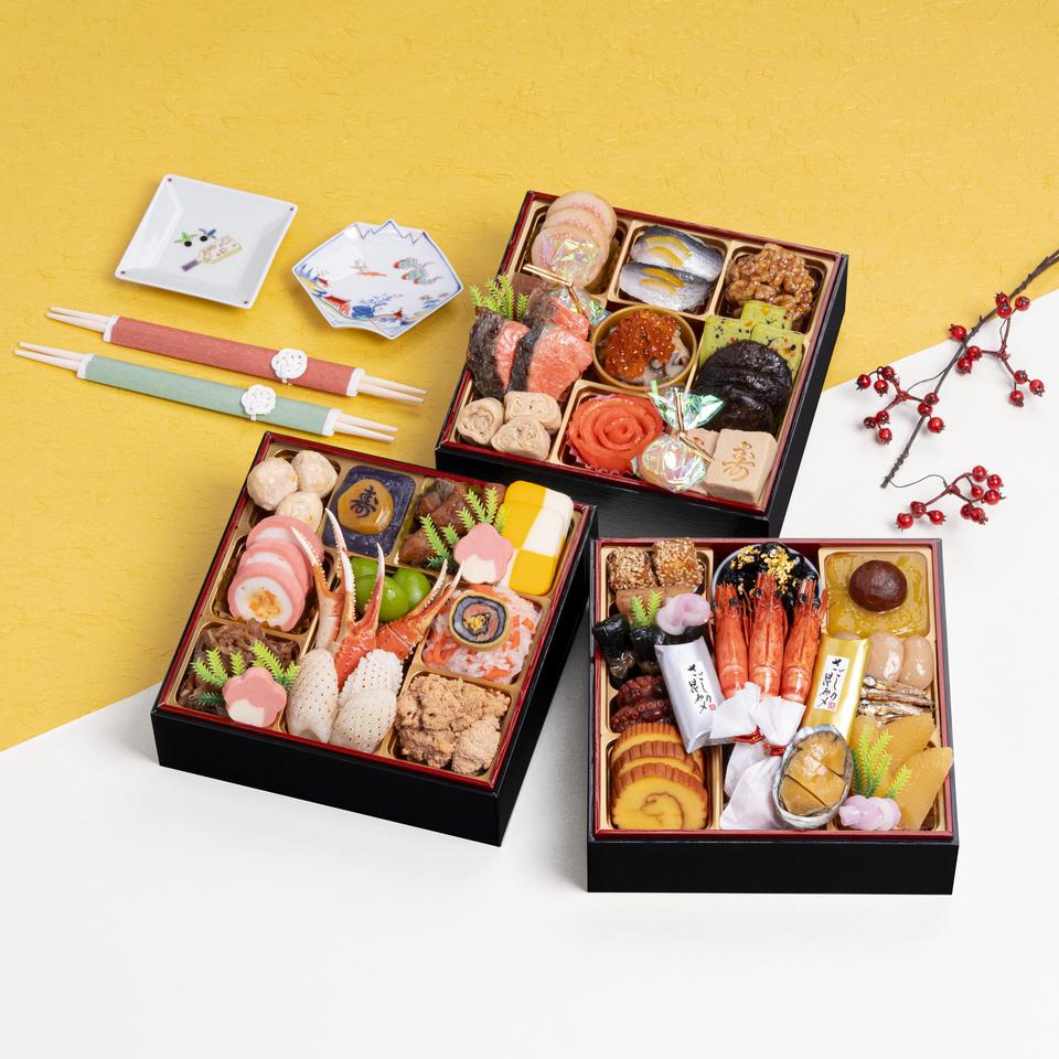 【おせち】千賀屋謹製「吉寿千」和風三段重 [冷蔵]３－４人前 商品サムネイル