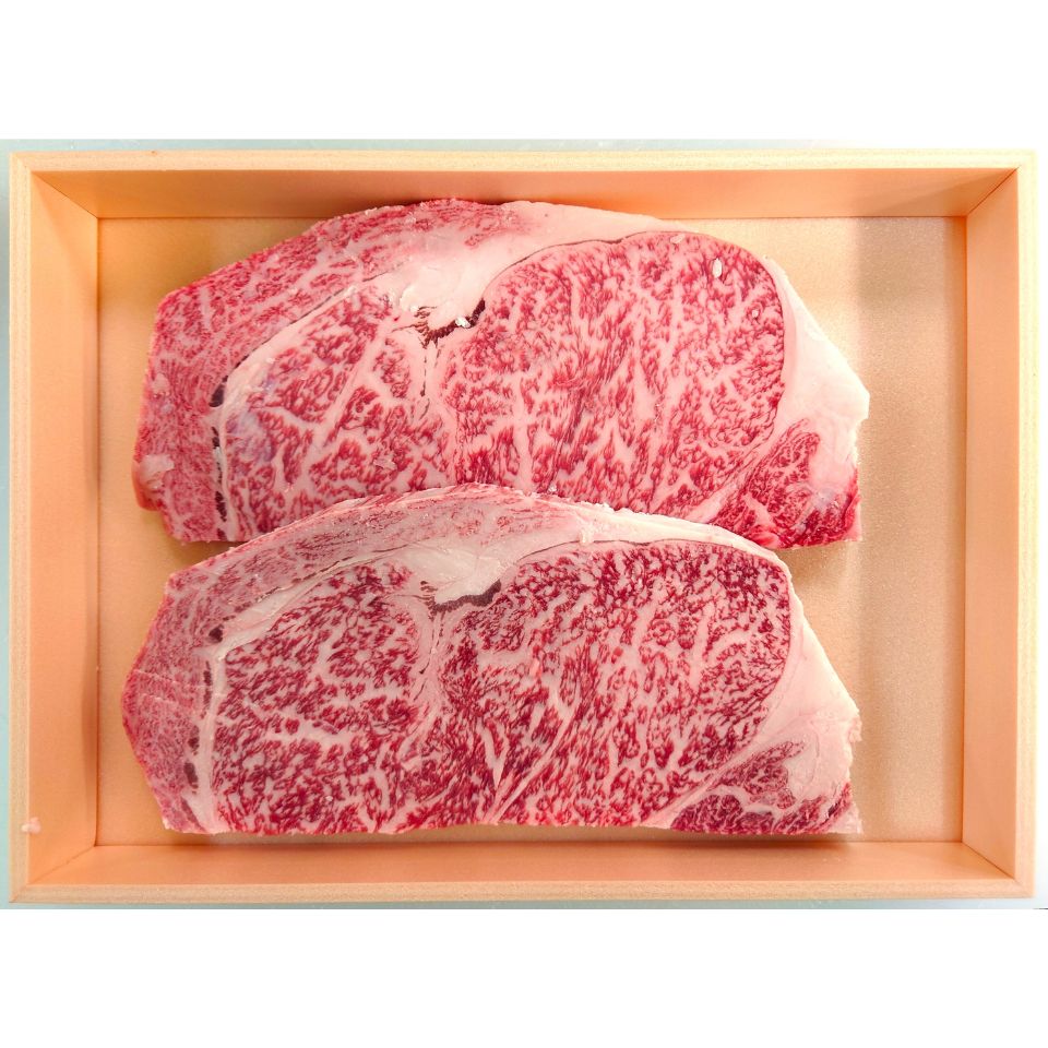 【父の日お肉グルメ】三重県産松阪牛ロースステーキ用４００ｇ（１枚約２００ｇ×２枚） 商品サムネイル
