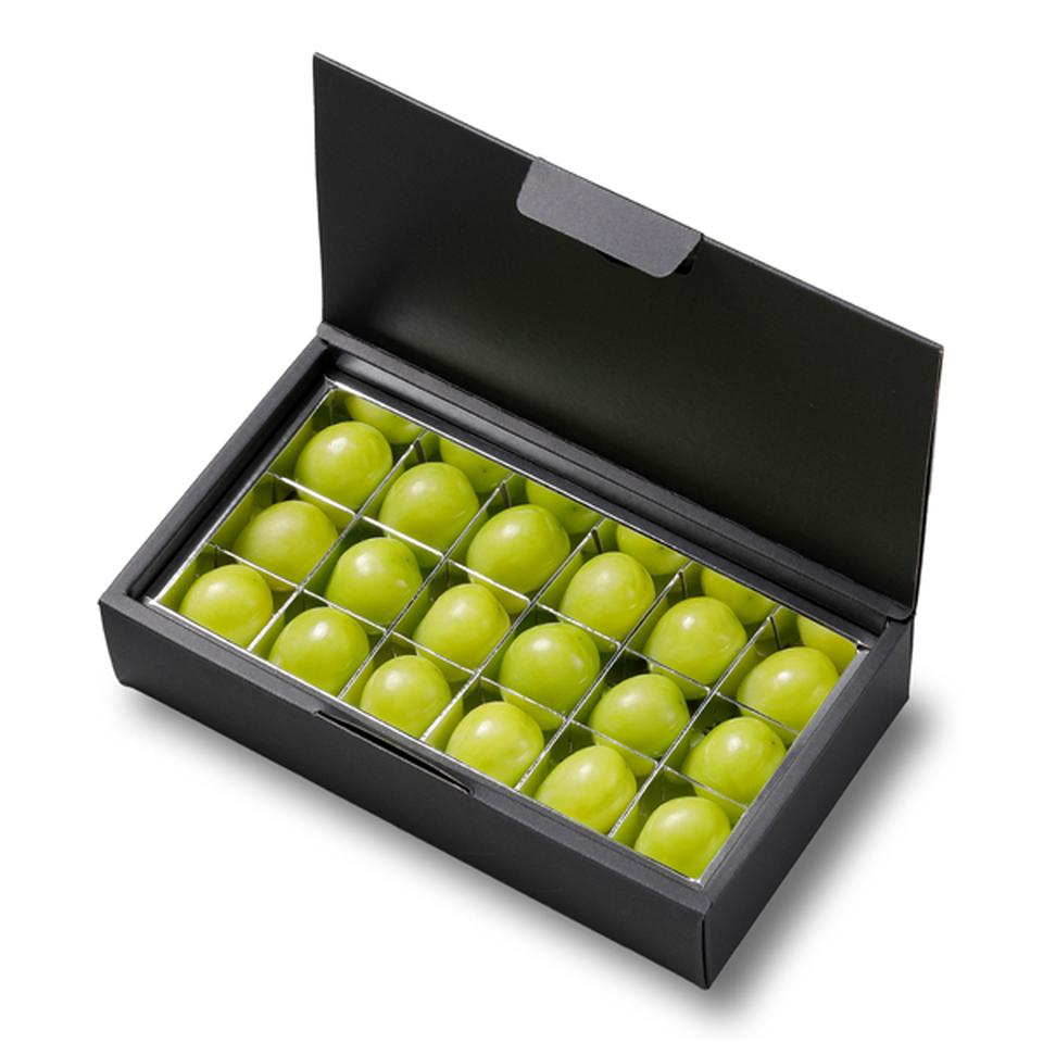 【母の日】岡山県産シャインマスカットジュエリーＢＯＸ１８ 商品サムネイル