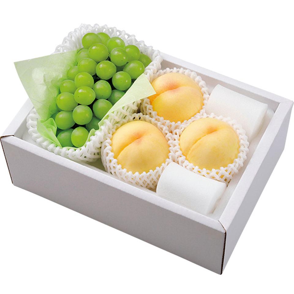 【夏の贈りもの】岡山県産　岡山の白桃３個＆シャインマスカット 商品サムネイル