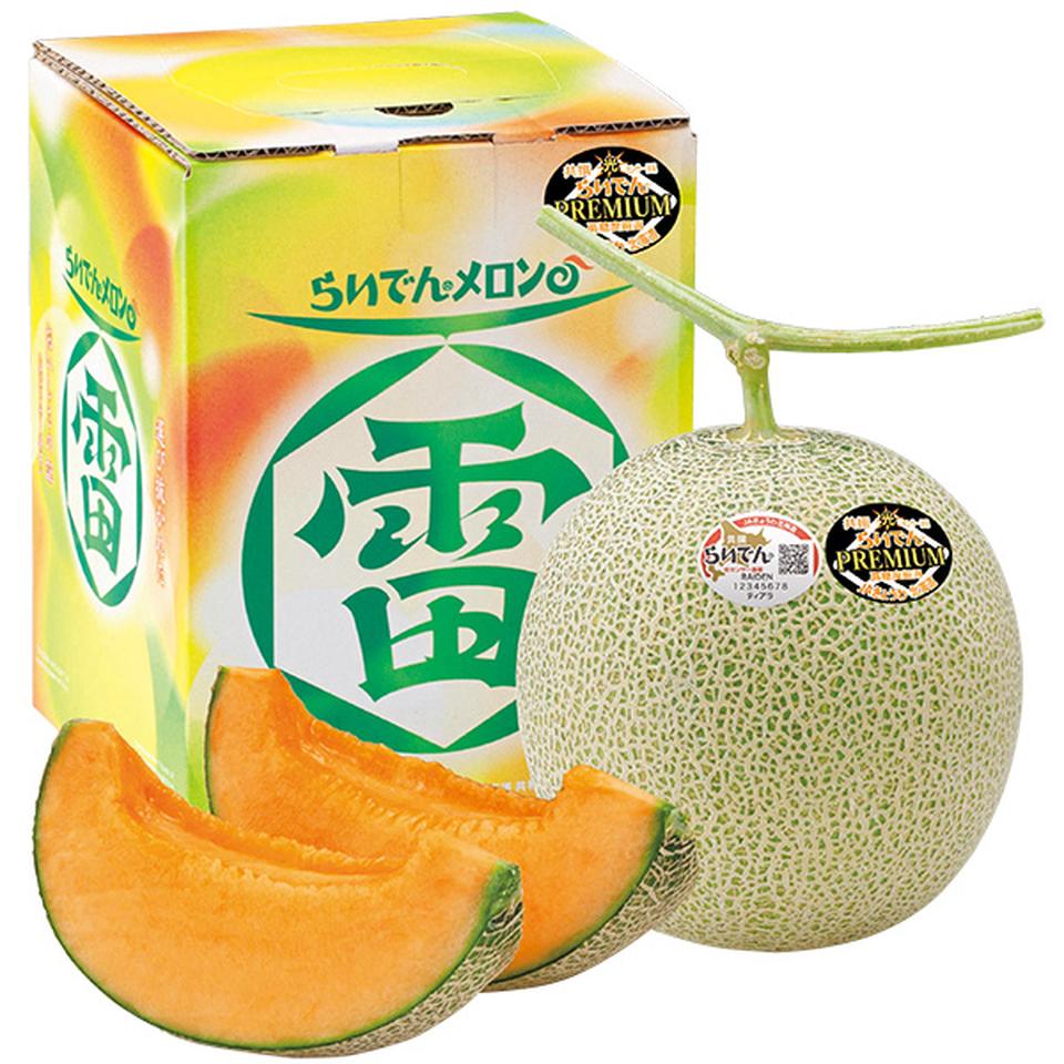 【夏の贈りもの】北海道共和町産（ＪＡきょうわ）　らいでんメロンプレミアム　秀品２Ｌ　赤肉秀品２Ｌサイズ１個（１．５ｋｇ以上） 商品サムネイル