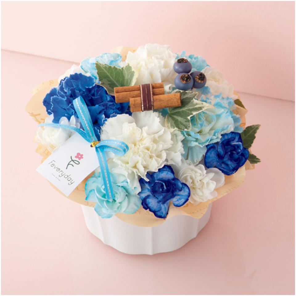 【母の日早得】ｗｅｌｚｏＦＬＯＷＥＲカーネーションアレンジ「ブルーベリーパフェ」 商品サムネイル