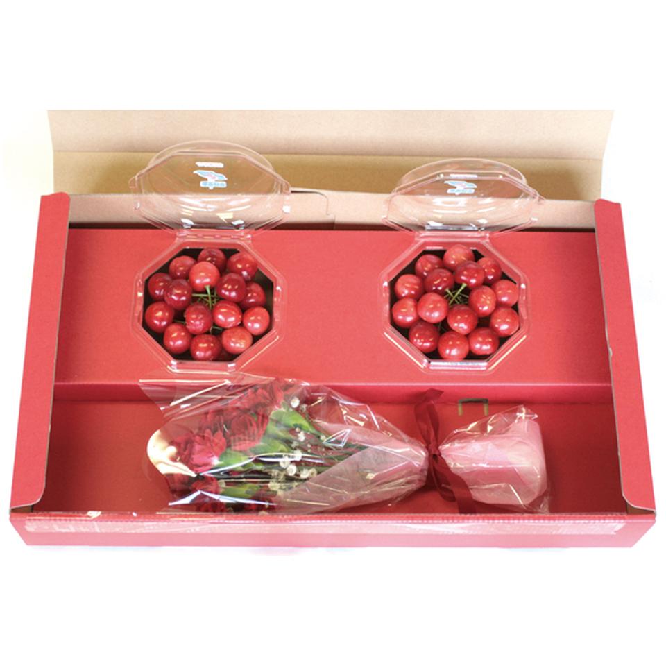 【母の日早得】山形県産さくらんぼ（佐藤錦）カーネーションミニ花束 商品サムネイル