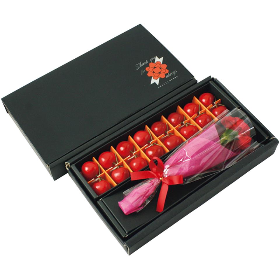 【母の日早得】山形県産さくらんぼ佐藤錦とカーネーション 商品サムネイル