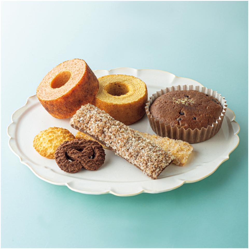 【父の日早得】竹中庭園緑化父の日カーネーションアレンジ＋森の庭　焼菓子 商品サムネイル