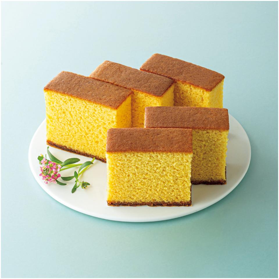 【父の日早得】茨木春草園カーネーションブーケ+長崎本舗 プレーンカステラ 商品画像(1)