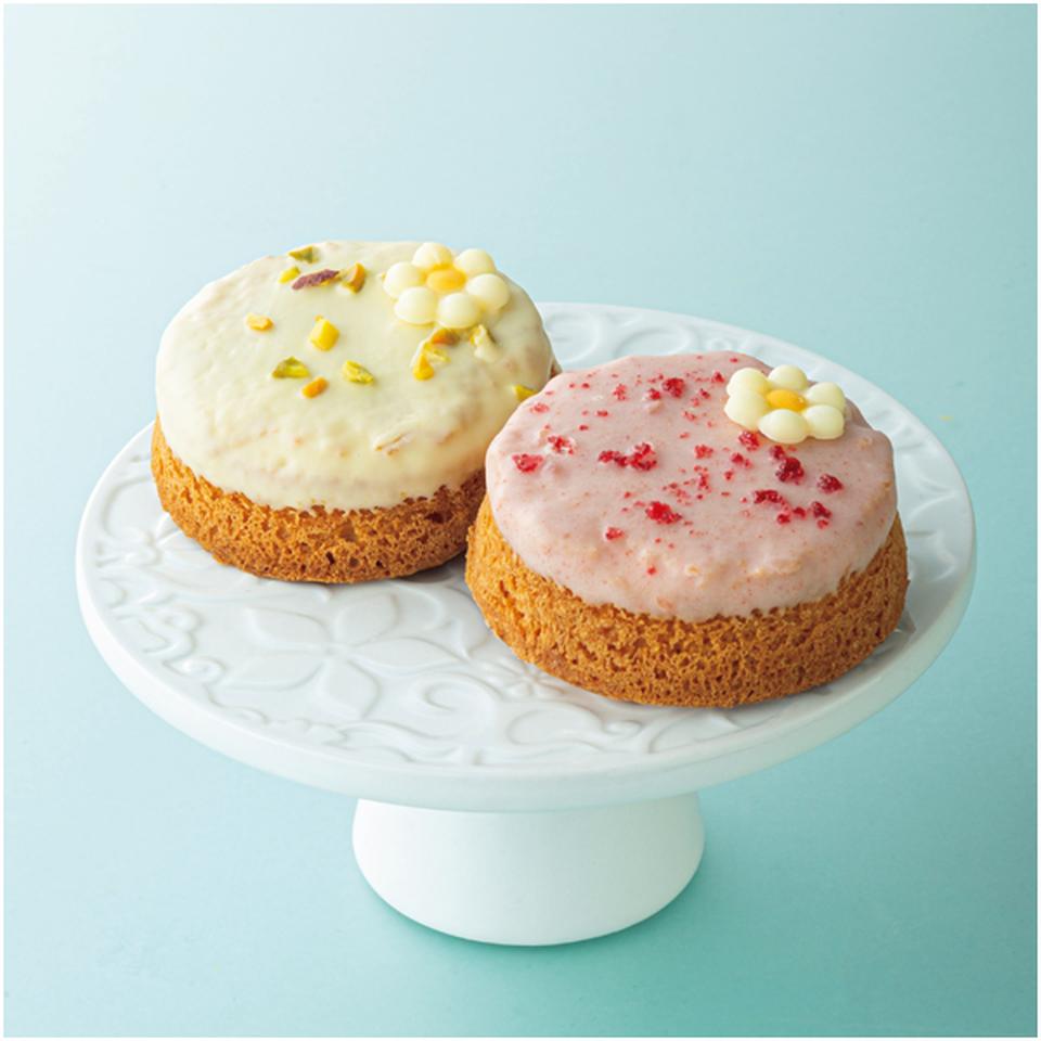 【父の日早得】茨木春草園カーネーションブーケ+お花のフィナンシェ 商品画像(1)