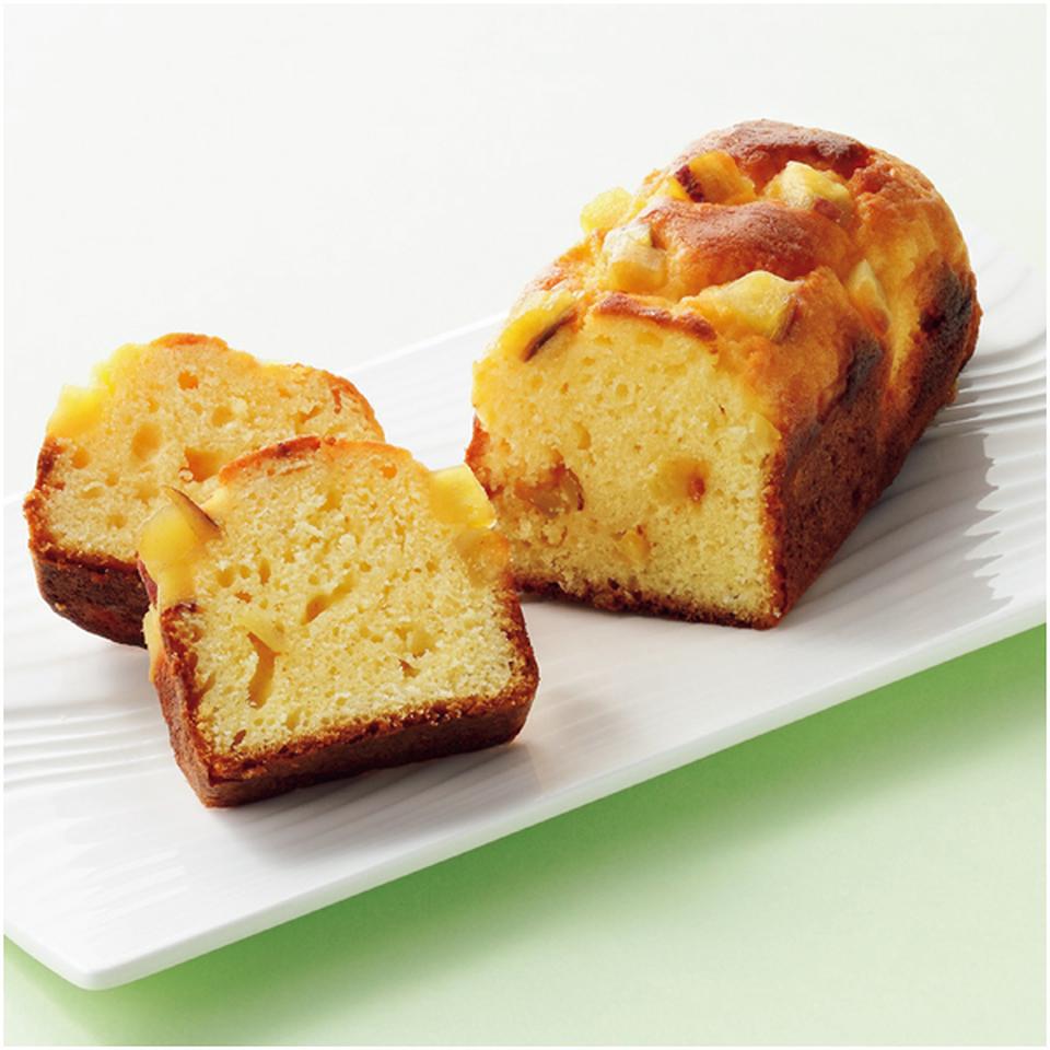 【母の日早得】アサミグリーンプランツカーネーション「ホットハート」(SUSTEE付)+東京堂 芋パウンドケーキ 商品画像(1)