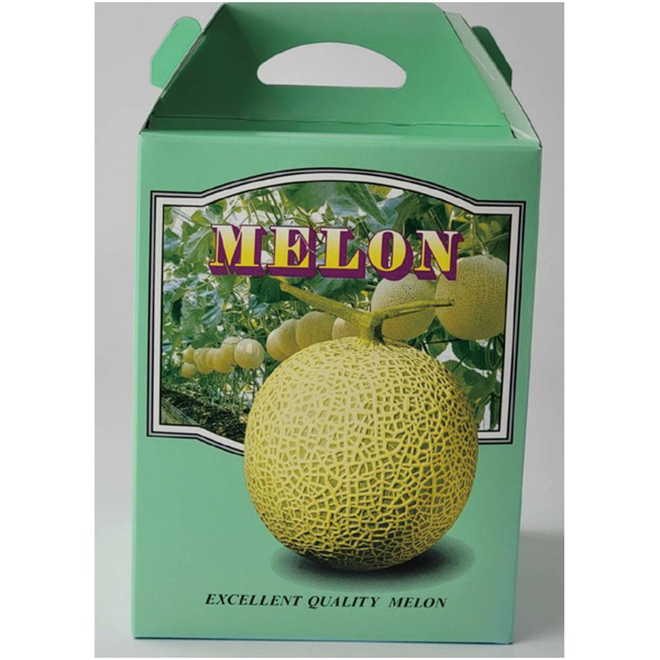 【母の日早得】熊本県産母　オレンジハートメロン 商品サムネイル